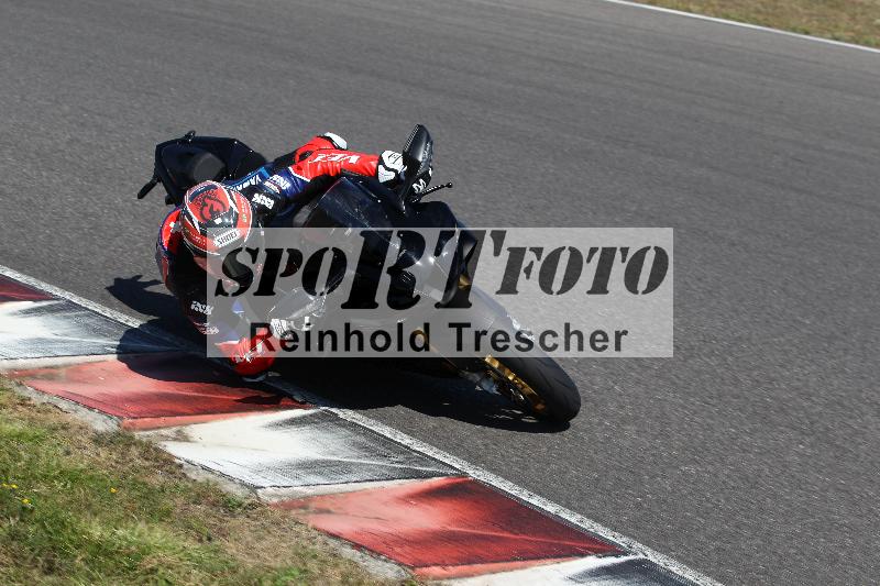 Archiv-2022/50 09.08.2022 MSS und TÖFF Track Day ADR/Gruppe rot/unklar